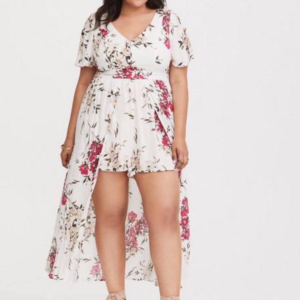 Torrid NWT White Floral Challis Overskirt Romper - Size 24